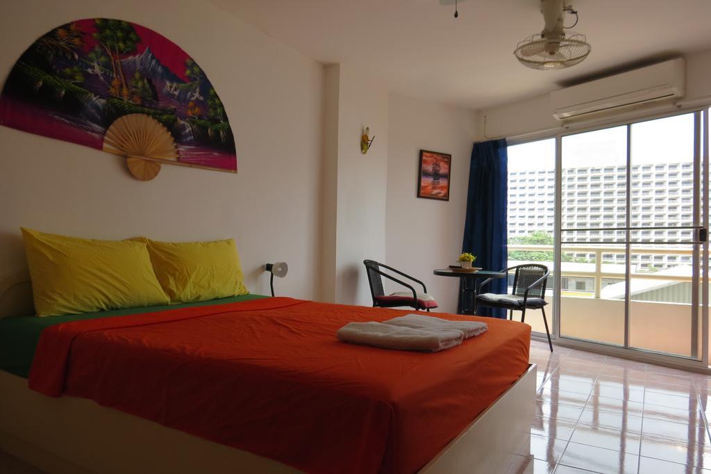 View Talay 1B Serviced Apartments Pattaya Pokoj fotografie